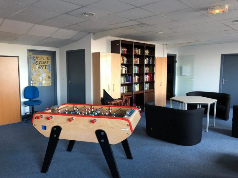 salle activite colombes 1000x750 1 768x576
