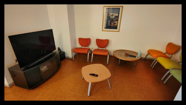 foyer espace tv 1 768x432